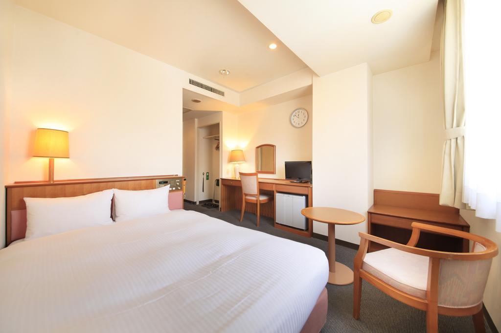 Hotel Green Selec Сендай Экстерьер фото